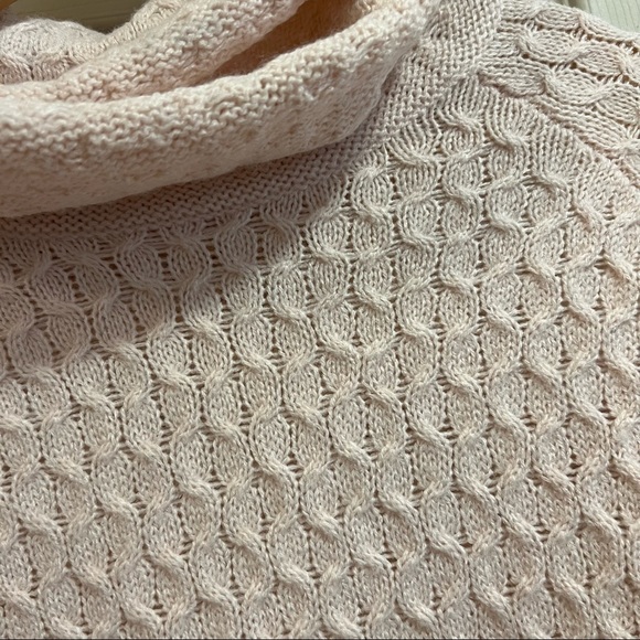 Simons Baby Pink Turtleneck Sweatshirt - Picture 4 of 5